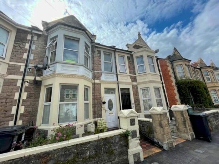 2 Bedroom Flat To Rent In Sunnyside Road, Weston-Super-Mare, North Somerset, BS23