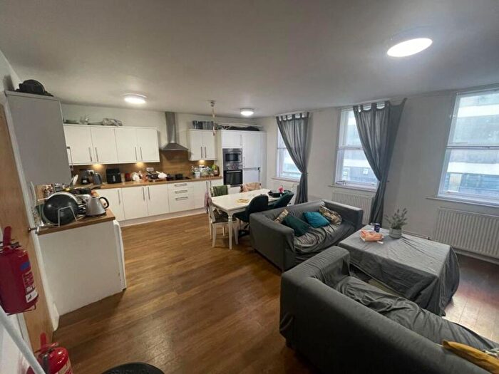 1 Bedroom House Of Multiple Occupation To Rent In Groat Market, Newcastle Upon Tyne, NE1