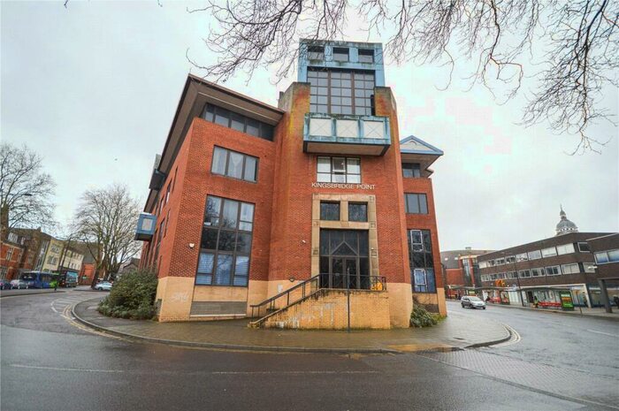 2 Bedroom Apartment To Rent In Kingsbridge Point, Town Centre, Swindon, SN1
