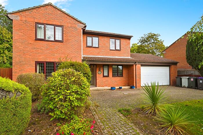 4 Bedroom Detached House For Sale In Bethlem Crescent, Wainfleet St. Mary, Skegness, PE24