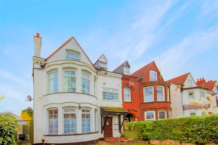 1 Bedroom Flat To Rent In Edward Road, Balsall Heath, Birmingham, B5