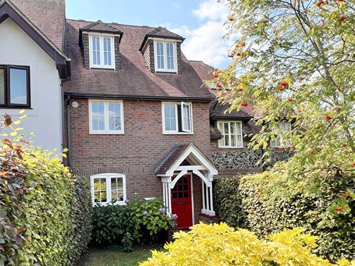 5 Bedroom House For Sale In Meon Valley, SO32