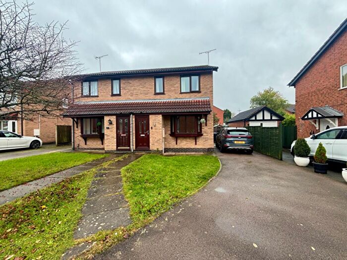 3 Bedroom Semi Detached House To Rent In Honeysuckle Close, Coalville, LE67