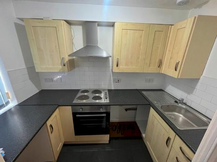 1 Bedroom Flat To Rent In St Lukes Court, Willerby, Hull, HU10