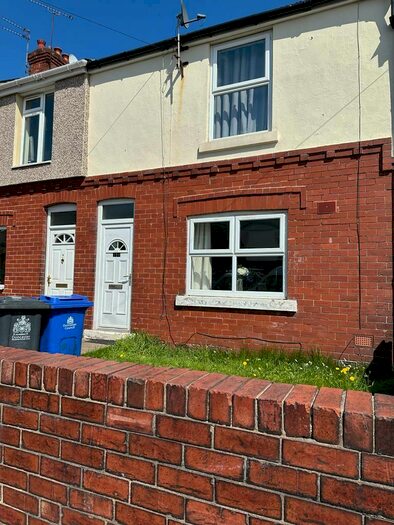 3 Bedroom Terraced House To Rent In Manor Road, Askern, DN6