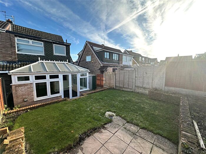 3 Bedroom Semi Detached House For Sale In Balmoral Avenue, St. Helens, Merseyside, WA9