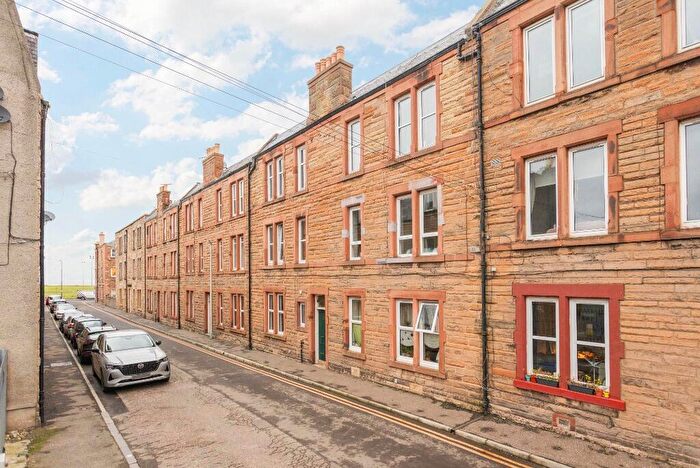 2 Bedroom Flat To Rent In Downie Place, Musselburgh, East Lothian, EH21