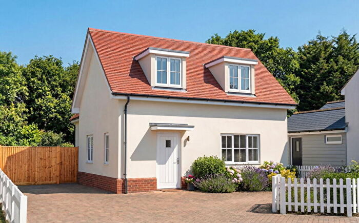 4 Bedroom Detached House For Sale In New House, Harwich Road, Little Oakley, Harwich, CO12