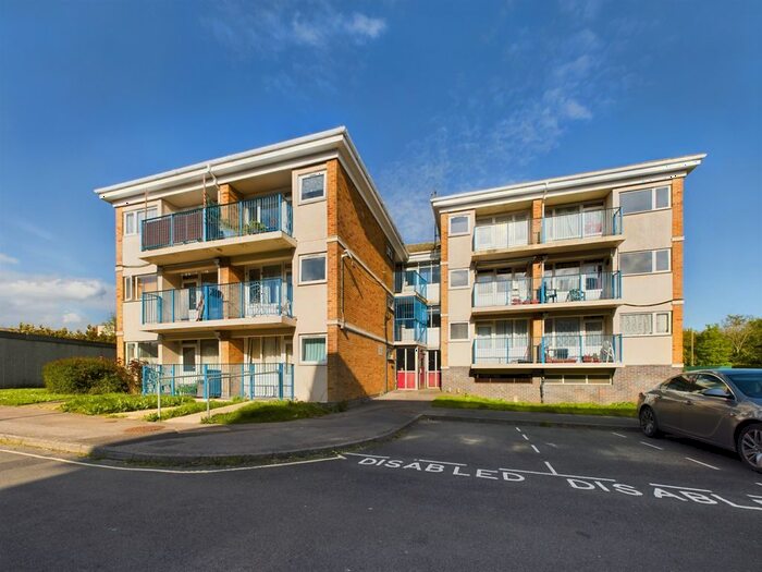 1 Bedroom Flat To Rent In Redlands Lane, Fareham, PO16