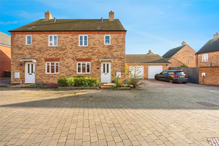 3 Bedroom Semi Detached House For Sale In Appledine Way, Bedford, Bedfordshire, MK41