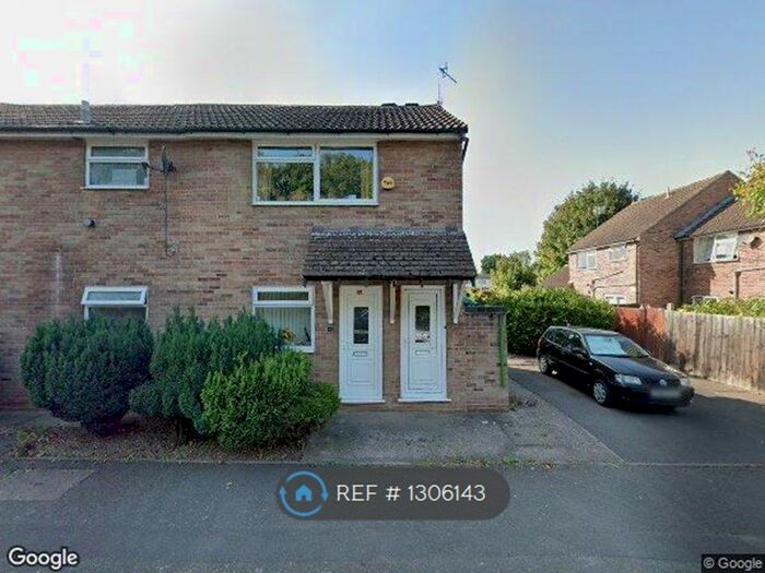 2 Bedroom Maisonette To Rent In Woodstock Avenue, Nottingham NG7