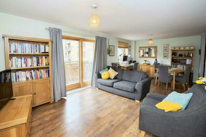 2 Bedroom Apartment To Rent In Burford Wharf Apartments, E15