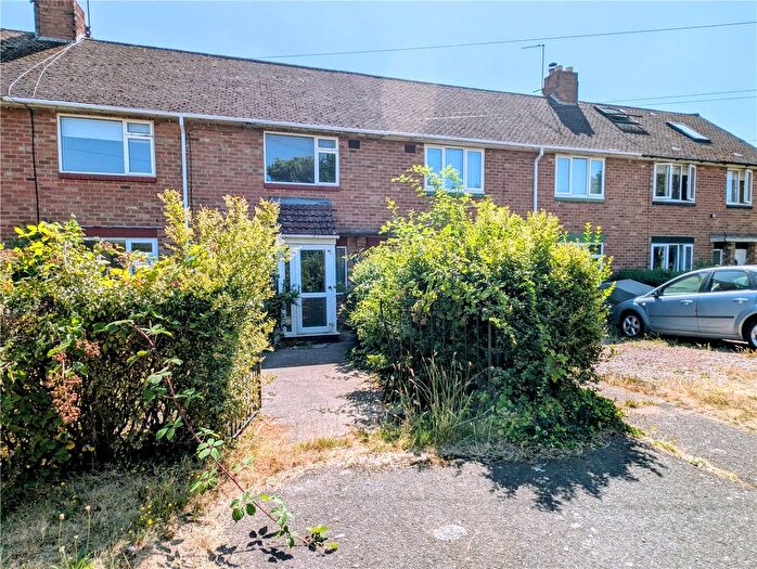 3 Bedroom Terraced House For Sale In Gould Avenue West, Kidderminster, Worcestershire, DY11