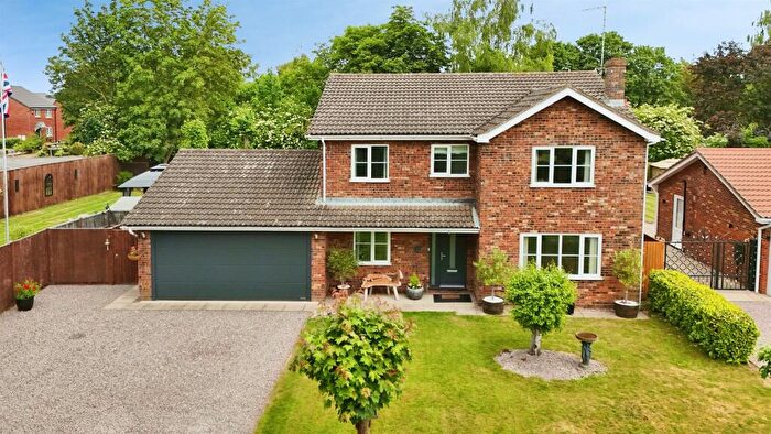4 Bedroom Detached House For Sale In Woodbank, Deeping St. Nicholas, Spalding, PE11