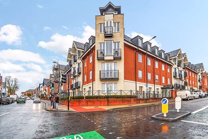 2 Bedroom Flat For Sale In London Road, St. Albans, AL1