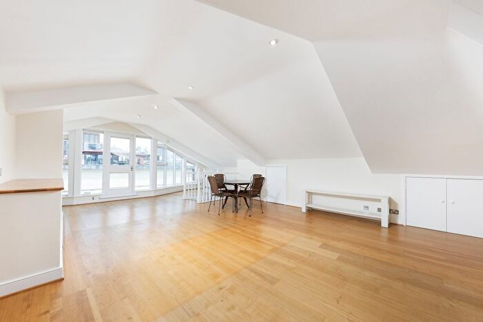 2 Bedroom Flat To Rent In Lafone Street, London, SE1