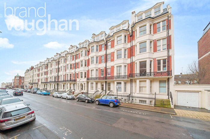 1 Bedroom Flat To Rent In Gwydyr Mansions, Holland Road, Hove, East Sussex, BN3
