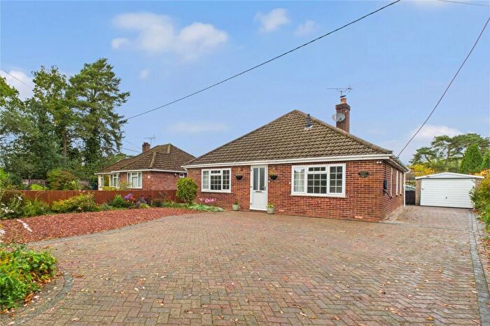 2 Bedroom Bungalow For Sale In Silchester Road, Pamber Heath, Tadley, Hampshire, RG26