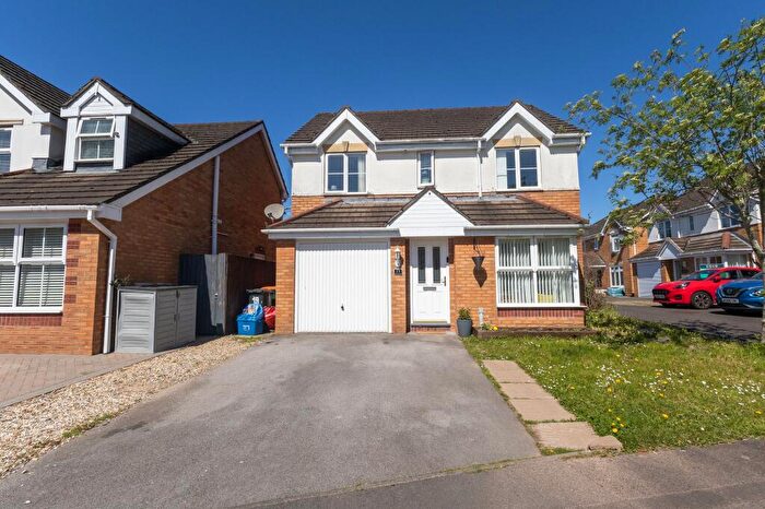 4 Bedroom Detached House For Sale In Oak Tree Drive, Rogerstone, NP10