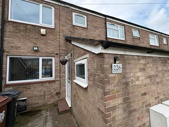 3 Bedroom House To Rent In Axminster Close, Bransholme, Hull, HU7