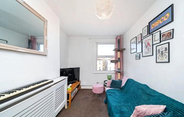 1 Bedroom Apartment To Rent In Clyde Road, Croydon, Surrey, CR0