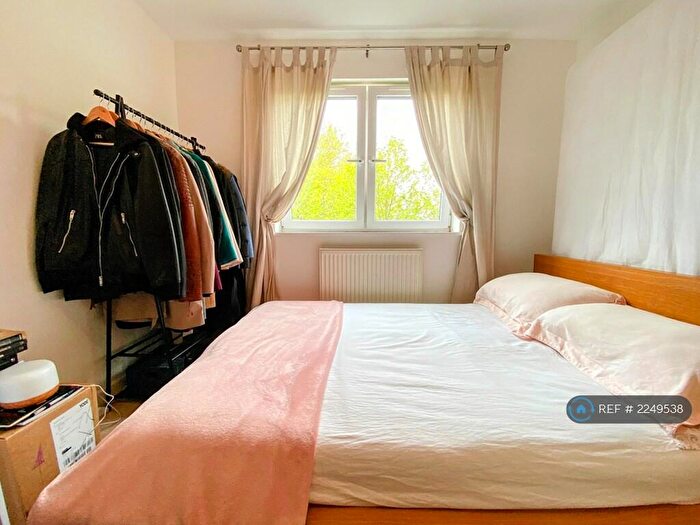 1 Bedroom Flat To Rent In Delamere Court, London, E17