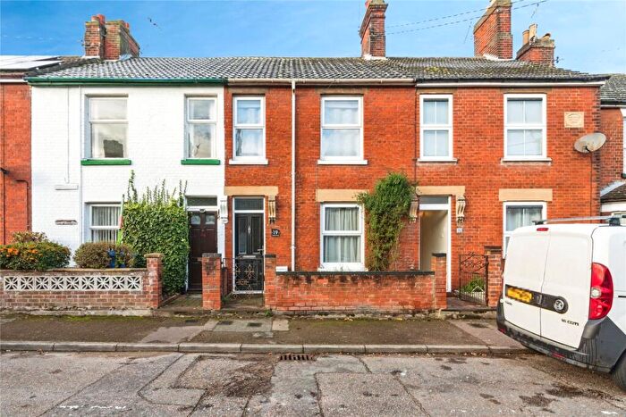 3 Bedroom Terraced House For Sale In Queens Road, Beccles, Suffolk, NR34