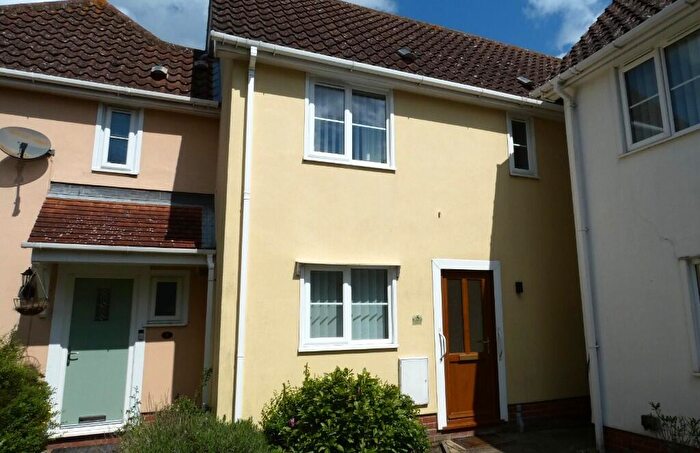 2 Bedroom Semi-Detached House To Rent In Braybrooke Close, IP14