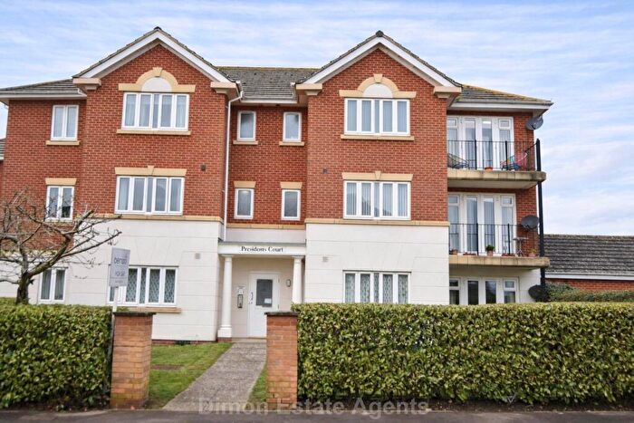 2 Bedroom Flat For Sale In Vanguard Road, Gosport, PO12