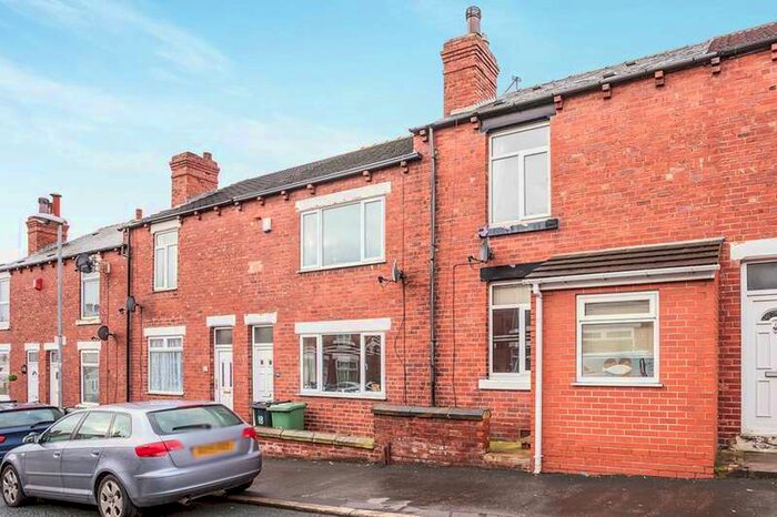 2 Bedroom House To Rent In Strawberry Avenue, Garforth, Leeds, LS25