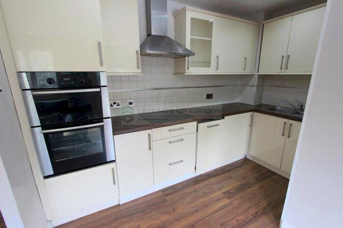 1 Bedroom Flat To Rent In Teresa Gardens, Waltham Cross, EN8