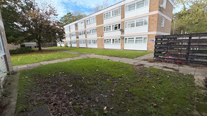 2 Bedroom Flat To Rent In Long Meadow Way, Canterbury, Canterbury, CT2