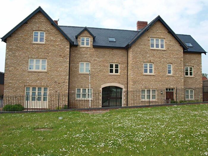 2 Bedroom Apartment To Rent In Oxford Road, Brackley, NN13