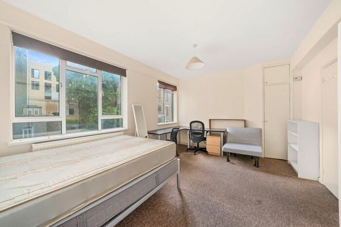 2 Bedroom Flat To Rent In Endsleigh Street, London, WC1H