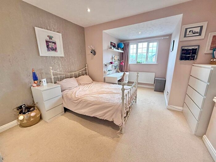 4 Bedroom Detached House For Sale In College Court, Macclesfield, SK11