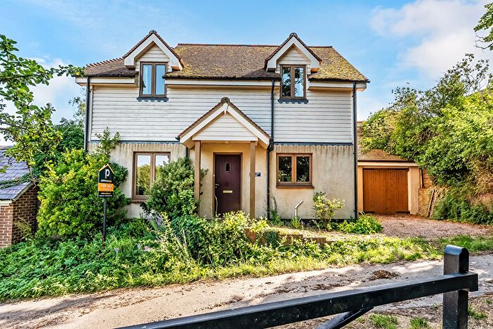 3 Bedroom Detached House For Sale In High Street, Shoreham, Sevenoaks, Kent, TN14