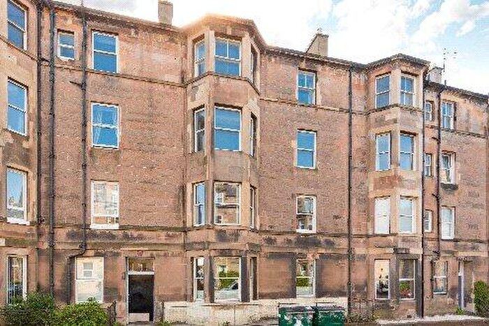 2 Bedroom Flat To Rent In Dalkeith Road, Edinburgh, EH16