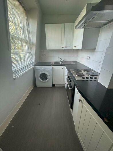 1 Bedroom Flat To Rent In Clapton Terrace, London, E5