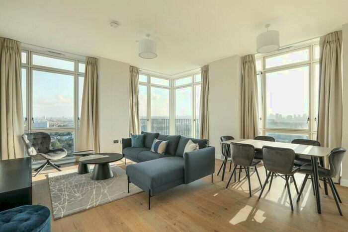 3 Bedroom Penthouse To Rent In Zinc Street Sugar House Island, E15