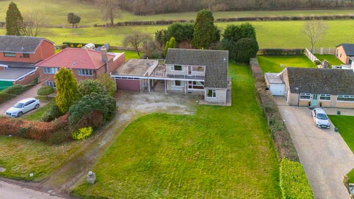 3 Bedroom Detached House For Sale In Walseker Lane, Woodall, Sheffield, S26