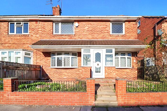 3 Bedroom Semi Detached House For Sale In Galashiels Road, Sunderland, Tyne And Wear, SR4