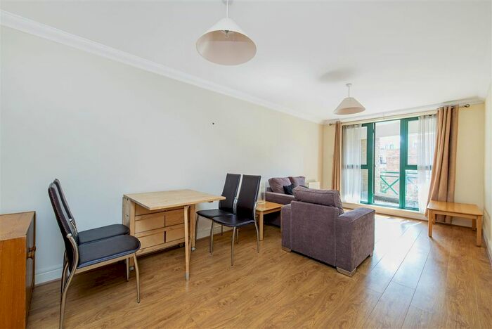 2 Bedroom Flat To Rent In Octavia House, Medway Street, Westminster, London, SW1P