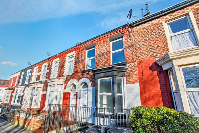 2 Bedroom Terraced House For Sale In Kings Road, Bootle, Merseyside, L20