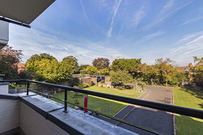 1 Bedroom Retirement Property For Sale In The Park, Sidcup, DA14