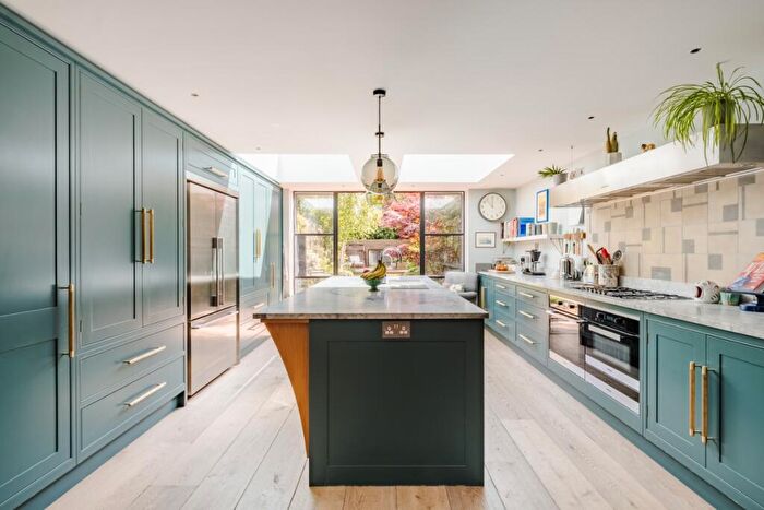 5 Bedroom House To Rent In Culford Road London, N1