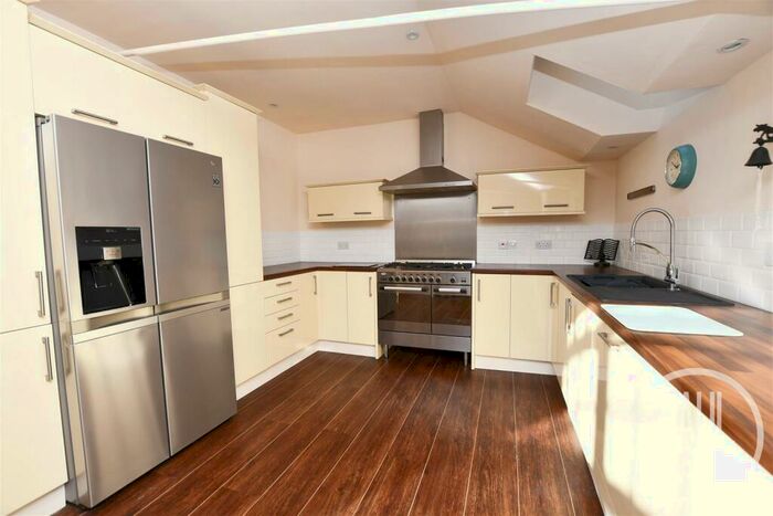 4 Bedroom Apartment To Rent In London Road South, Lowestoft, Suffolk, NR33