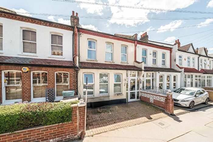 3 Bedroom Property For Sale In Langdale Road, Thornton Heath, CR7