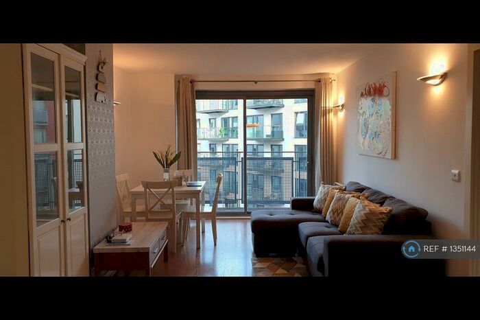 2 Bedroom Flat To Rent In Washington Building, London, SE13