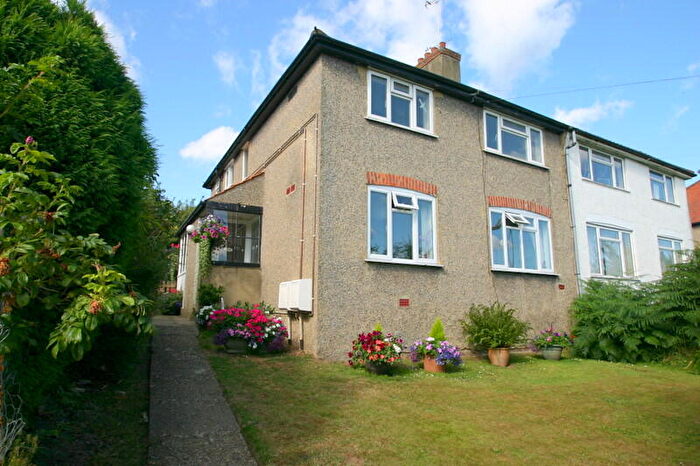 2 Bedroom Maisonette To Rent In Bedroom Maisonette In Caterham On The Hill, CR3