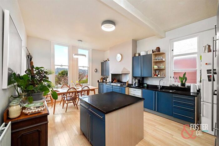 5 Bedroom Detached House For Sale In Surrenden Road, Brighton, BN1